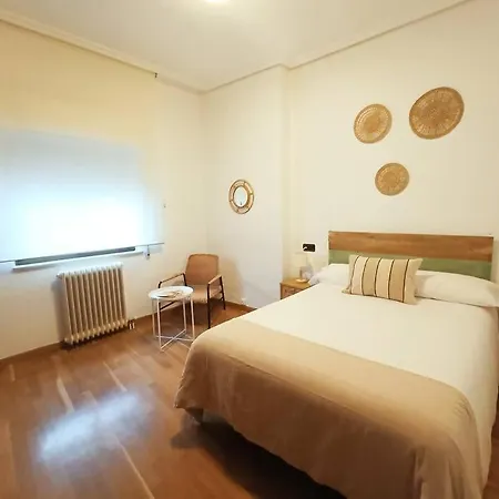 Pl Del Angel Junto Pl Mayor Con Aire Salamanque